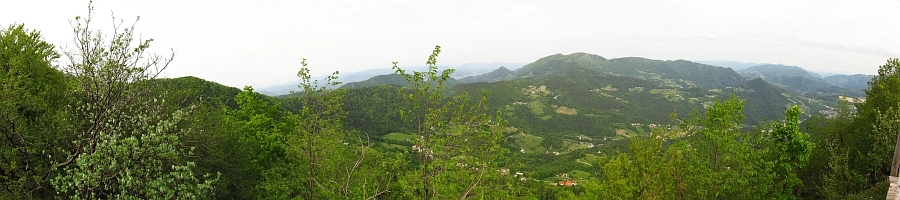 Trbovlje iz Planine, 20. 5. 2012. Slika je vidna v Google Chromu.